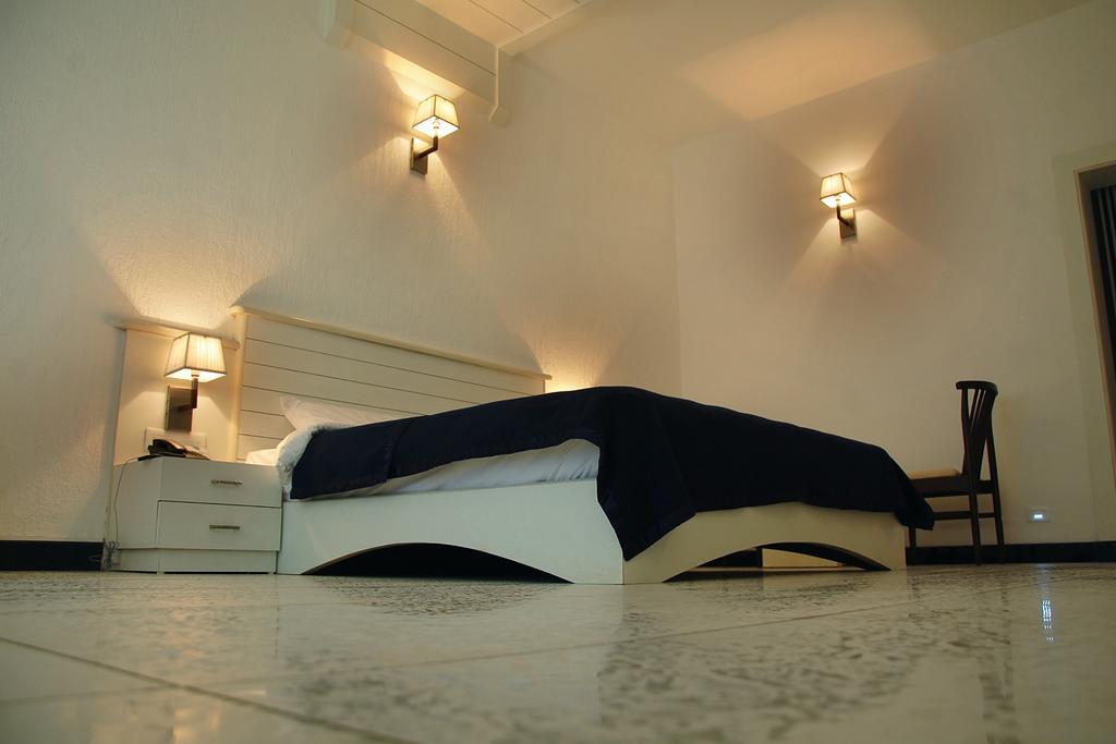 Hotel Blue Waters Kundapur Habitación foto